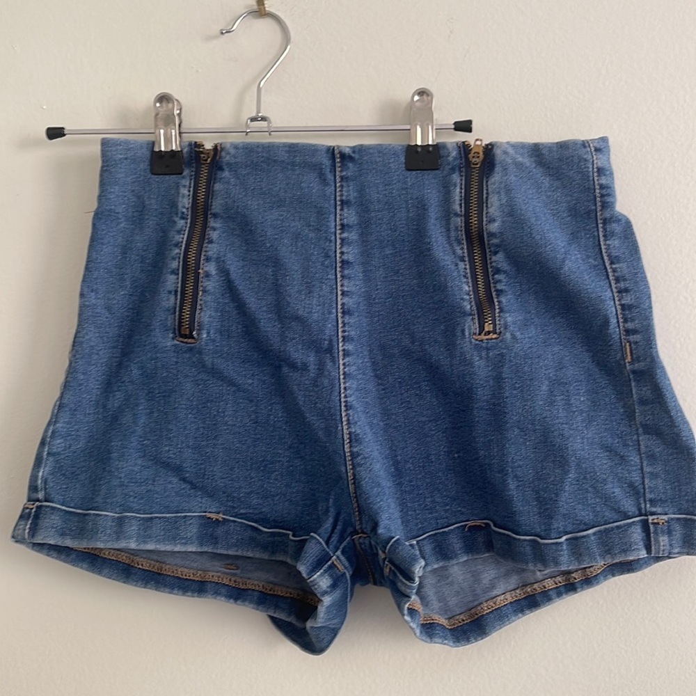 Pacsun high rise denim shorts size 28